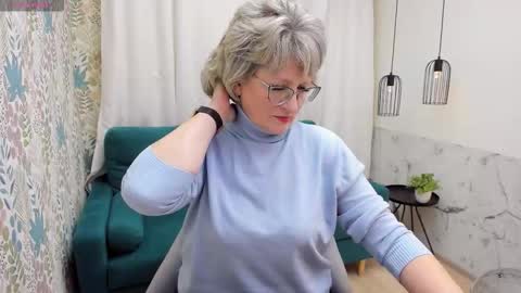 Evelyn online show from March 2, 2026, 4:58 am