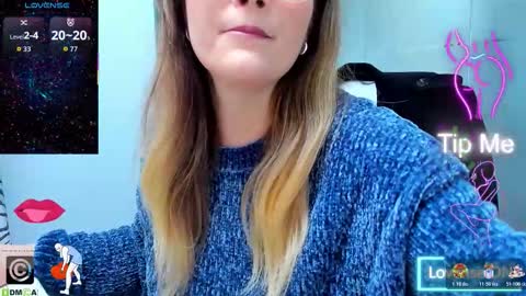 evelyne_rose online show from December 17, 2025, 6:08 am