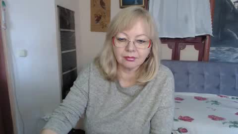BarbaraBlondy online show from February 9, 2026, 7:45 am
