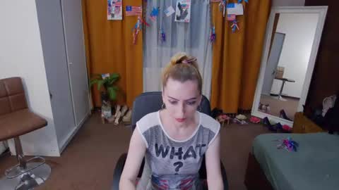 evelynreagan online show from July 6, 2026, 5:59 am