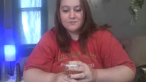 Snapshot of evelynvanderbilt chatting on December 16, 2024, 3:00 pm Evelyn Vanderbilt online show from December 16, 2024, 3:00 pm