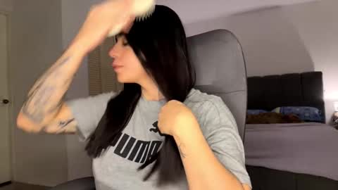 Snapshot of even_scoty chatting on February 17, 2026, 9:28 am even_scoty online show from February 17, 2026, 9:28 am