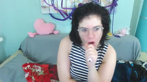 Snapshot of everly_rays chatting on December 10, 2024, 4:24 am Everly online show from December 10, 2024, 4:24 am