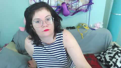 Snapshot of everly_rays chatting on December 13, 2024, 8:20 am Everly online show from December 13, 2024, 8:20 am