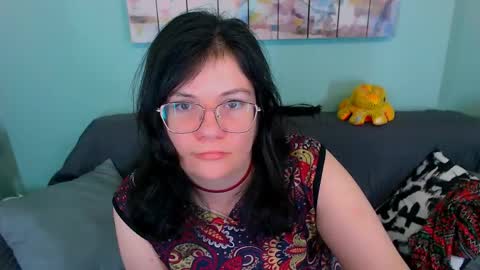 Everly online show from May 15, 2026, 2:13 pm