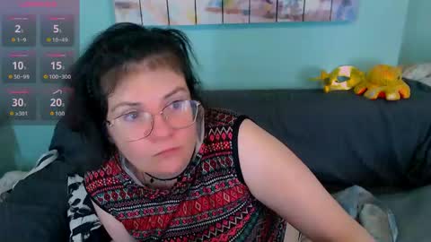 Everly online show from May 28, 2026, 3:09 pm