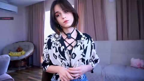 Anita online show from September 18, 2025, 7:21 am