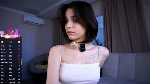 Anita online show from September 19, 2025, 4:25 am