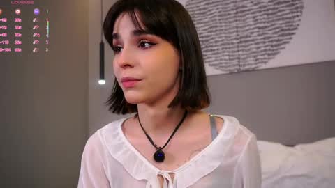 Anita online show from November 19, 2025, 4:23 am