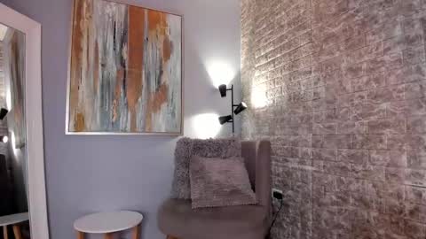 Sophia online show from February 18, 2025, 1:54 am