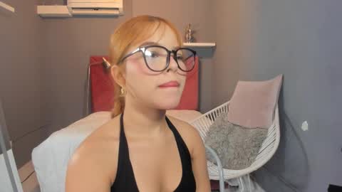 Sophia online show from October 9, 2025, 8:07 pm