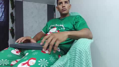 Snapshot of evessinn chatting on December 22, 2025, 12:46 pm luis online show from December 22, 2025, 12:46 pm