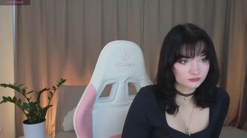 Eva online show from October 27, 2025, 7:23 am