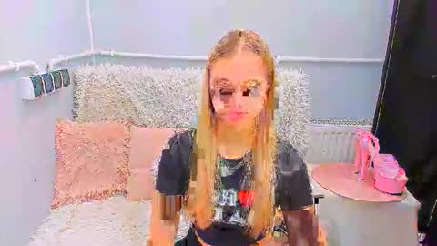 Snapshot of evettegold chatting on February 19, 2026, 6:59 pm Eve online show from February 19, 2026, 6:59 pm