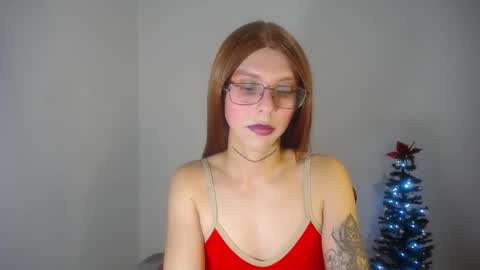 Snapshot of evi_kitty chatting on January 6, 2025, 11:42 pm Evi online show from January 6, 2025, 11:42 pm