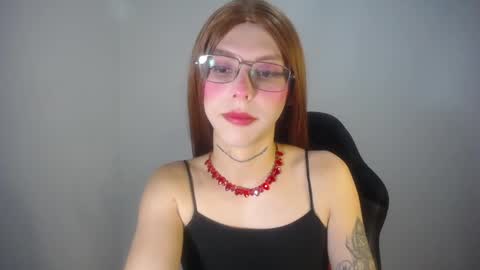 Snapshot of evi_kitty chatting on March 7, 2025, 6:11 pm Evi online show from March 7, 2025, 6:11 pm