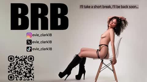 Snapshot of evie_clark_ chatting on February 24, 2025, 6:26 pm My name is Evie nice to meet you really get to know me better private is open online show from February 24, 2025, 6:26 pm