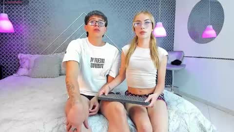 Snapshot of evie_demn chatting on February 4, 2026, 8:25 pm Evie Denm online show from February 4, 2026, 8:25 pm