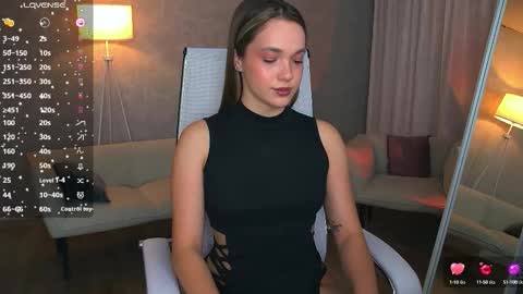 Snapshot of eviegreens chatting on October 7, 2025, 12:52 am Evie online show from October 7, 2025, 12:52 am