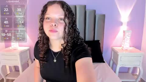 Snapshot of evierouse_ chatting on May 22, 2026, 7:41 pm evierouse_ online show from May 22, 2026, 7:41 pm