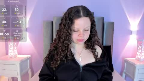 Snapshot of evierouse_ chatting on May 29, 2026, 8:07 pm evierouse_ online show from May 29, 2026, 8:07 pm
