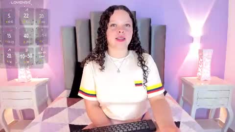 evierouse_ online show from July 3, 2026, 8:04 pm