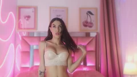 Annie online show from November 8, 2025, 9:46 pm