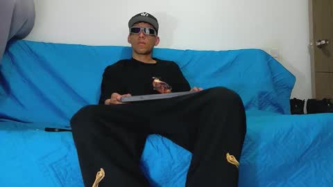 evil_boss1 online show from June 2, 2026, 2:02 am