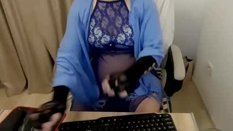 alesia online show from January 28, 2025, 6:28 pm