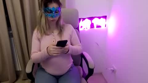 alesia online show from March 4, 2025, 11:11 pm