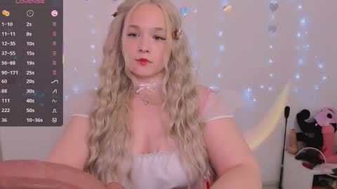 evilla_brill online show from May 13, 2026, 11:40 am