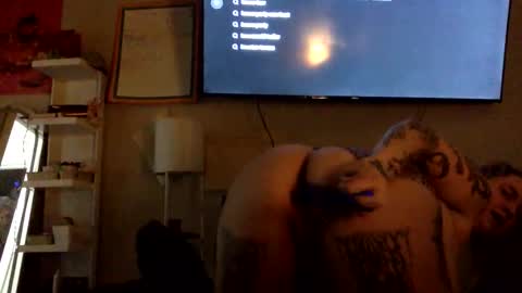 Evil twins online show from December 20, 2025, 12:56 pm