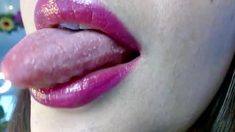 Evoleth online show from December 19, 2024, 3:40 am