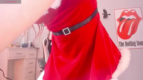 Snapshot of evva_foxxy chatting on December 16, 2024, 7:32 pm evva_foxxy online show from December 16, 2024, 7:32 pm