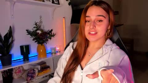 EVY online show from March 14, 2026, 12:39 am