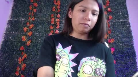 Im Evy online show from April 7, 2026, 5:35 pm