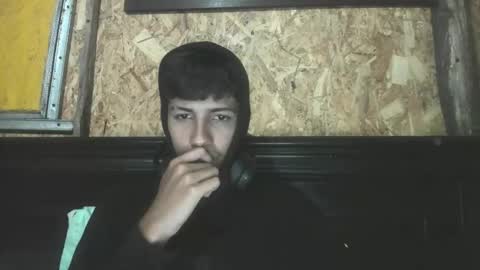 Snapshot of exclusive_ninja chatting on November 4, 2025, 1:48 am Samuel Montoya online show from November 4, 2025, 1:48 am