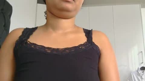 courtney online show from December 3, 2025, 6:21 am