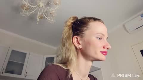 Snapshot of eximi chatting on February 27, 2026, 9:26 pm eximi online show from February 27, 2026, 9:26 pm