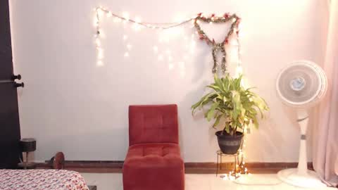 Snapshot of exoctic_ruby chatting on December 21, 2025, 10:17 pm Ruby online show from December 21, 2025, 10:17 pm