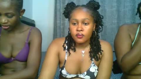 Snapshot of exotic_cutiee chatting on April 20, 2026, 7:26 pm exotic_cutiee online show from April 20, 2026, 7:26 pm