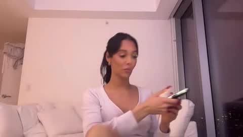 exoticcbabyy online show from December 14, 2025, 4:07 am