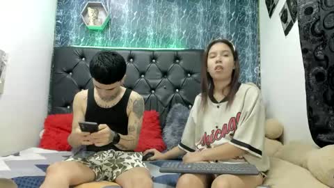 Snapshot of exotichot_couple chatting on November 17, 2025, 10:59 pm exotichot_couple online show from November 17, 2025, 10:59 pm