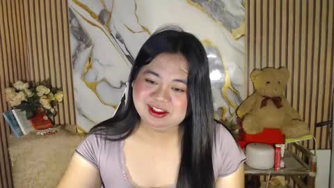 SHANTAL MARIE online show from May 21, 2026, 4:08 am