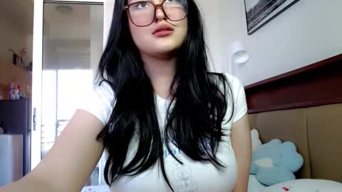Snapshot of expensive_candyx chatting on February 16, 2026, 11:56 pm Candy online show from February 16, 2026, 11:56 pm