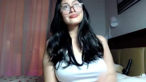 Snapshot of expensive_candyx chatting on February 25, 2026, 10:47 am Candy online show from February 25, 2026, 10:47 am