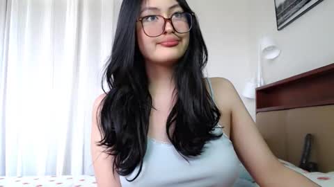 Snapshot of expensive_candyx chatting on February 26, 2026, 1:26 am Candy online show from February 26, 2026, 1:26 am