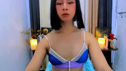 Snapshot of expensive_elise chatting on July 10, 2026, 9:12 am expensive_elise online show from July 10, 2026, 9:12 am