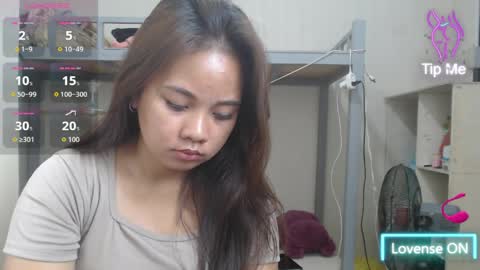 Snapshot of expnsivelj chatting on April 6, 2026, 11:55 am expnsivelj online show from April 6, 2026, 11:55 am