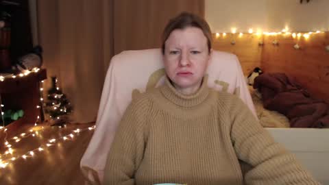 Crystal online show from January 9, 2025, 5:02 am